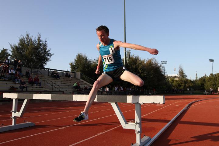 2010 Stanford Invite-College-153.JPG - 2010 Stanford Invitational, March 26-27, Cobb Track and Angell Field, Stanford,CA.
